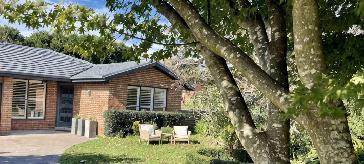 The Blue Cow: Your Countryside Escape for Couples. Ξενοδοχεία στην πόλη Bowral