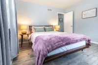 Chic~AquaCottage/Walk2Beach/FencedYard/GameRM - Beach