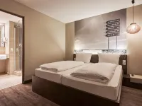 Hotel Gio Hotels near Goldmarie