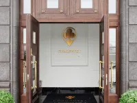 Boutique hotel Prioritet Hotels near Kresty Prison