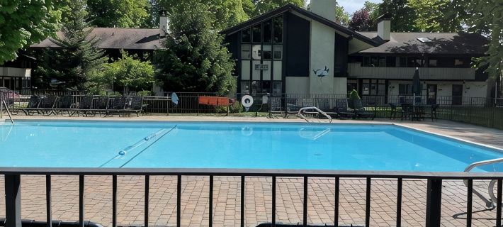 Summer is Here - Boyne Mountain Disc -- Sleeps 10 Hotels in Charlevoix County