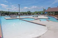 Lakefront Studio Condo - Pools