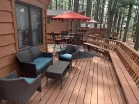 Lake View 2 Bedroom House on Lake Delton Resort. Beaches. Pool. Playground!