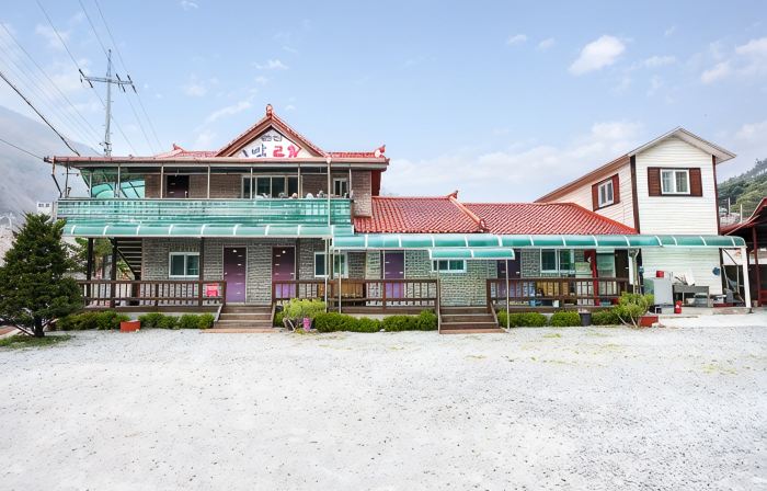 Yeongwol Donggang 1Night 2Days Pension