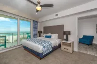AMAZING BEACHFRONT CONDO 4TH FLOOR CORNER UNIT ON TREASURE ISLAND BEACH! - Private Pools