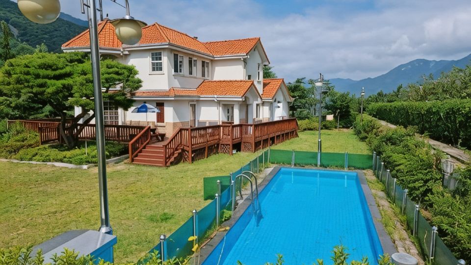 Miryang Eoreumgolsan Nae Pool Villa Pension