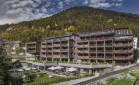 Molaris Lodge