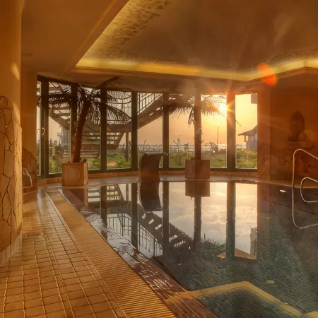 Seetelhotel Ostseeresidenz Bansin Mit Pool Und Unmittelbarer Strandnähe