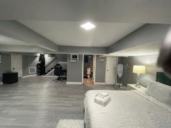Terrific 6-bedroom house with AC in Trenton