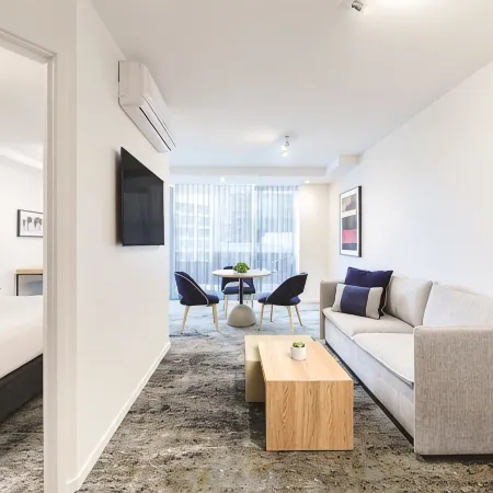 Brady Apartment Hotel Flinders Street Отели рядом с достопримечательностью «Аквариум Мельбурна»