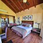 La Reunión is Guatemala's most exclusive resort. La Casa del Volcán - Виллы
