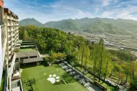 肯辛頓忠州假日飯店 - 山景
