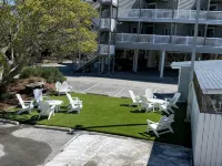 Spectacular partial ocean view 2BR 2BA large top floor condo-beachfront complex! - Strand