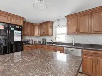 4Br Near Downtown Bristol w/ Yard & Parking Hotel di Bristol