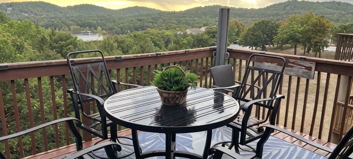Charming 2-bedroom Penthouse condo with AC, WiFi in lovely BransonMo Ξενοδοχεία στην πόλη Stone County