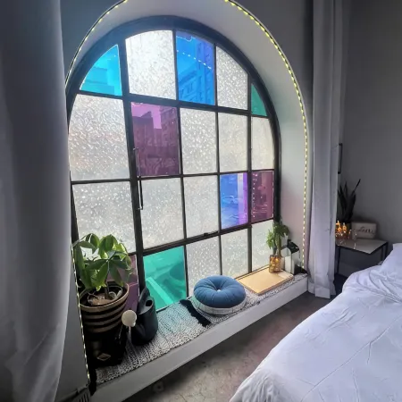 Lovely Bohemian Loft Downtwn, Amphitheater,Seaside Park,Metro North,2-10min walk