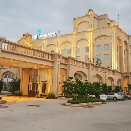 Golden Galaxy Hotels & Resorts