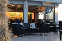 Marianna Hotel - 2 ดาว