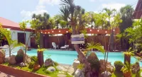 Isla Bonita Beach Resort - Swimmingpools