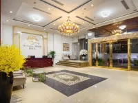Menora Grand Da Nang Отели рядом с достопримечательностью «Marble Moutain»