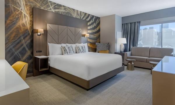 Cambria Hotel Philadelphia Downtown Center City