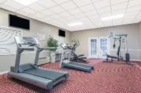 Super 8 by Wyndham Temple S. General Bruce - Gym