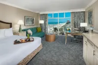 The Shores Resort & Spa - parking