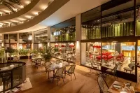 Mediterranean Palace - Mountain view