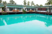 Lake Terrace Resort - Beach