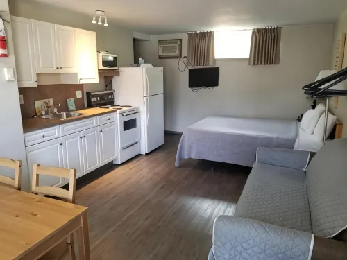 Osoyoos Lakeview Inn & Suites