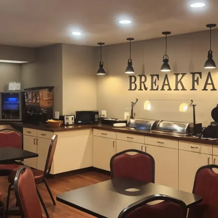 Ten Pin Inn & Suites