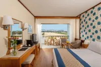 Constantinou Bros Athena Royal Beach Hotel