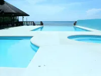 Caimito Beach Hotel - parking