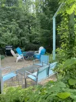 Pet Friendly Stowe Retreat • 7 Mins to Mountain & Village • Firepit • Sleeps 8 - Chalets