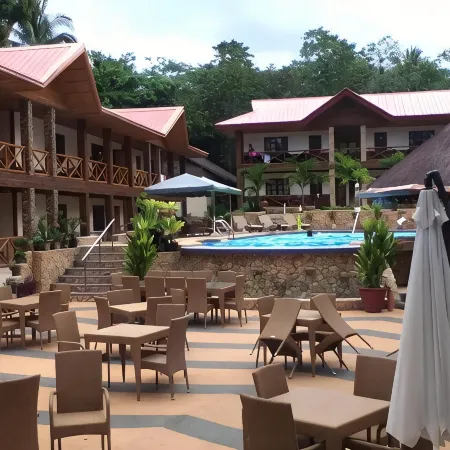 Nataasan Beach Resort and Dive Center