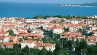 Spacious holiday apartment in La Caletta, a few minutes from the beach - 2-Star