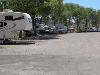 Fort Davis Inn & RV Park - parking