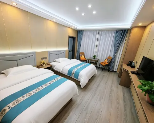 Ouman Express Hotel (Xining18013826771 Caojiabao Airport) Hotels in Haidong