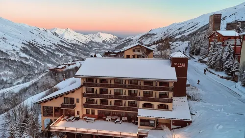 Alpeen Hotel - 3-Star