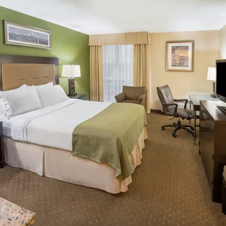 Holiday Inn PORTLAND-AIRPORT (I-205) by IHG