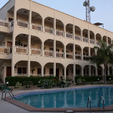 Seaview Gardens Hotel