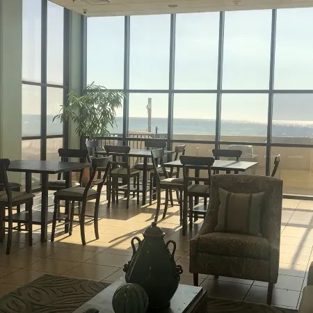 LAVISH OCEAN OASIS! DIRECTLY on the GULF, POWDERED SAND - ABUNDANT AMENITIES!