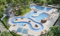 Luxury Dream Cottage - Hot Tub, 3 blocks from Pearl Street, and 5 outdoor patios - Boutique