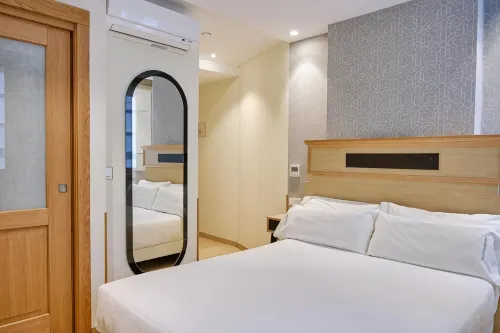 Hotel Praza Quintana - 3-Star