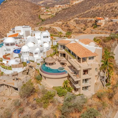 Villa Del Mar-5 Star Luxury Villa with Epic Views