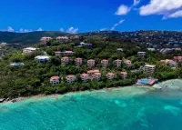 Amazing Waterfront Escape: Balcony, Renovated, Paradise At A Great Price!