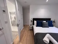 Chapel - Central Studio Apartment - شقق