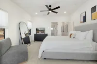 The Brick House in Rogers - 4-Star