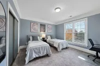 Beautifully Updated Penthouse Condo in West Cary
