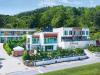 Gapyeong All That Water Poolvilla Hotels near Interactive Art Museum